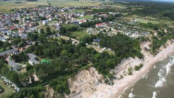 Chłapowo, plaża i klif z lotu ptaka