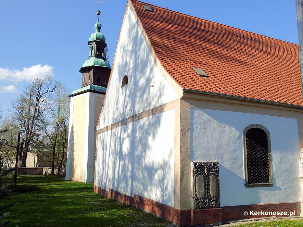 /img/images/miasta/sobieszow_1/kosiol-sw-marcina-s