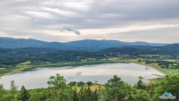 Widok na Zalew w Sosnówce
